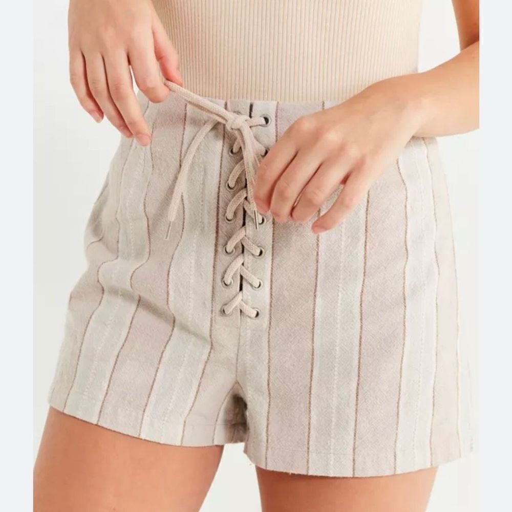 Urban outfitters‎ Tess stripe lace up shorts 0